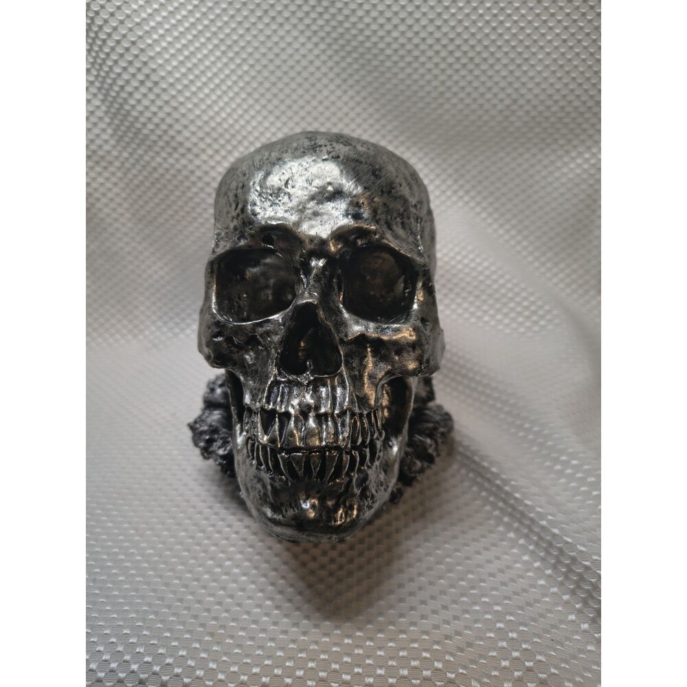 Halloween Metallic Silver Skull Statue with Matching Base Tray Resin Gothic...